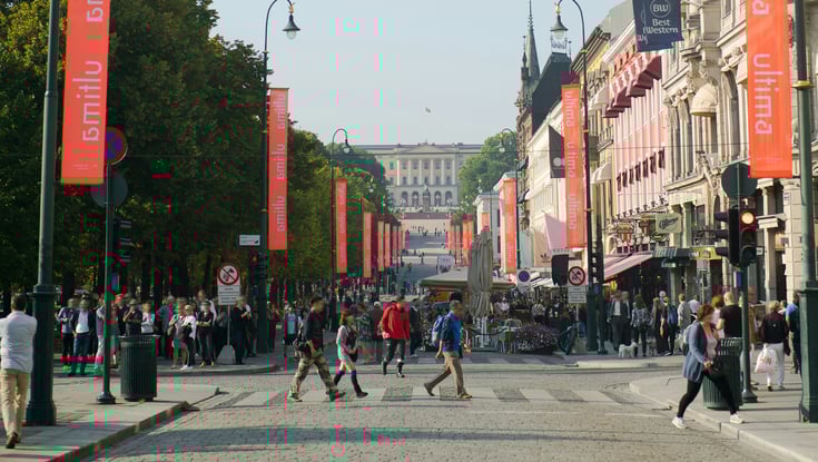 Travl gade på Karl Johans gate i Oslo.