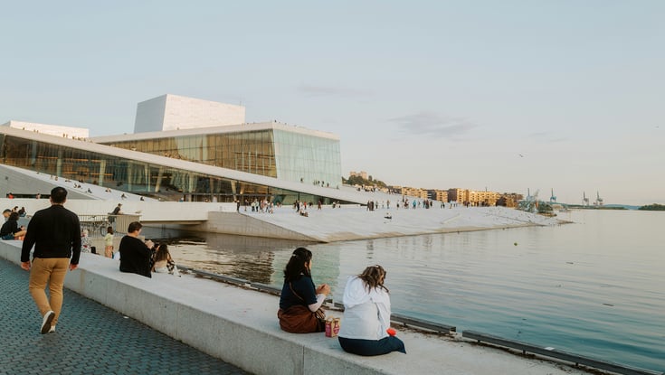 Strandpromenade ved Oslo Operahus