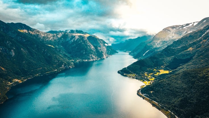 En fjord i Norge