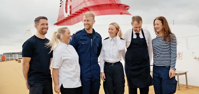 Der er mange, som arbejder til søs