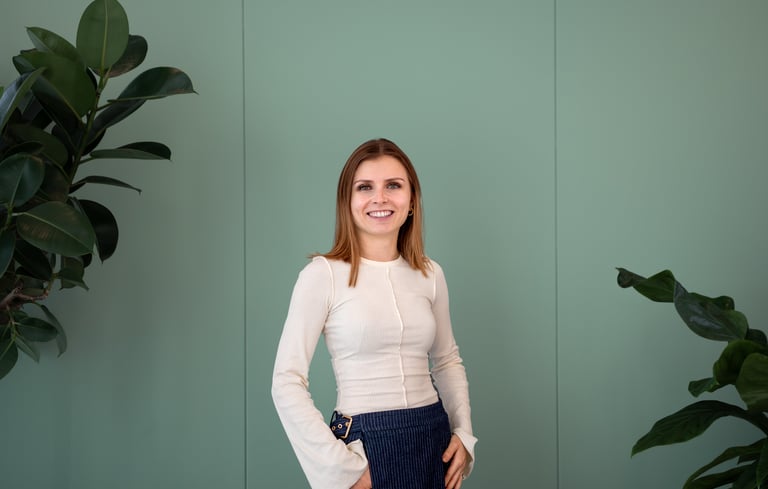 Cecilie - en smilende kollega