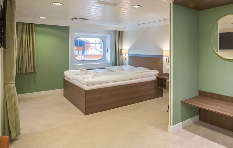 Commodore De Luxe, indendørs jacuzzi – Pearl