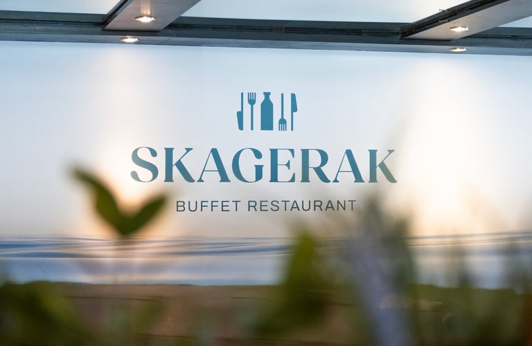 Maskot med to børn.