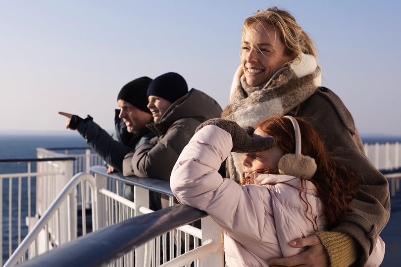 Family at deck in the winter